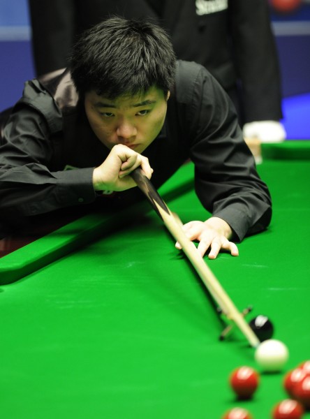 制对方外线 制对方外线